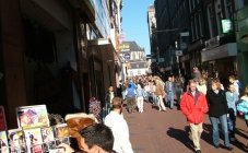 Winkelen in modestad Amsterdam